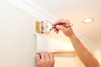 Pose de papier peint à Nébing — revêtements muraux et toiles de verre